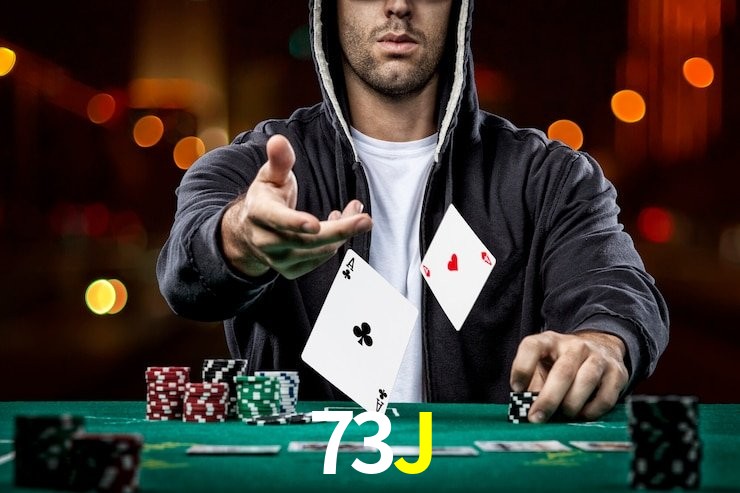 App 73J no celular